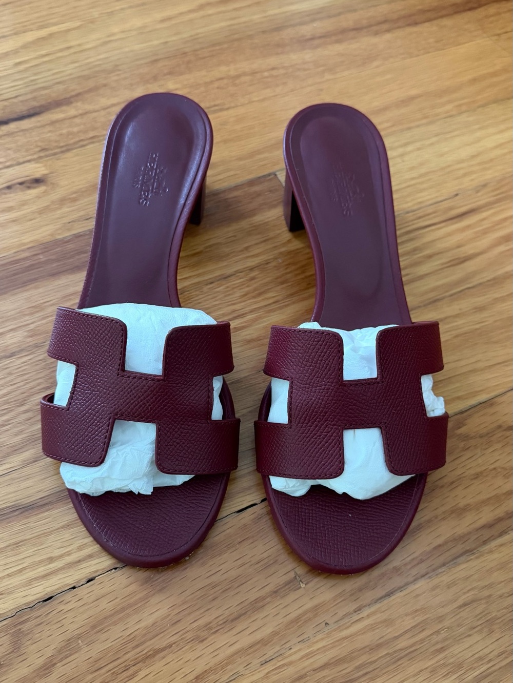Hermes Oasis Sandals in Rouge H 36